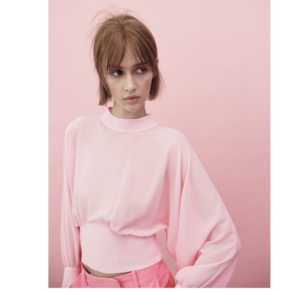 Zara Fitted waist flowy top - Picture 5 of 9